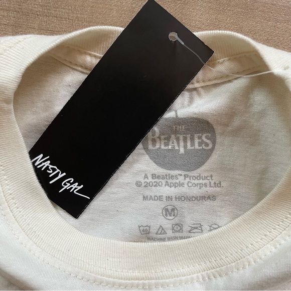 NWT Nasty Gal Beatles Tour Band Tee Size M - Picture 6 of 10